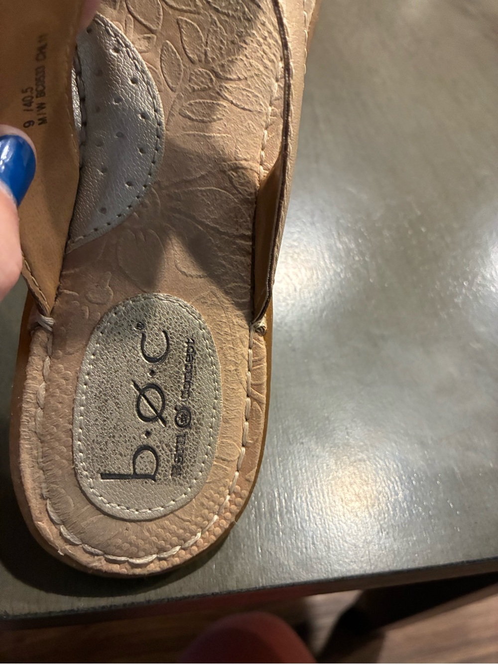 b.o.c. Woman’s flower sandals size 9 - Picture 13 of 14